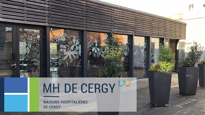 Un déjeuner festif aux Maisons hospitalières de Cergy Noel MH